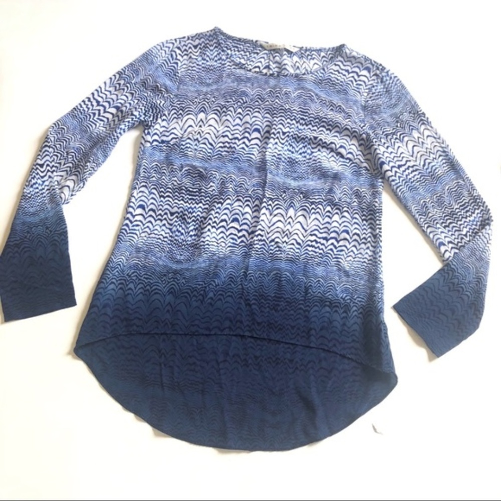 Trina Turk 100% Silk Top Wavy Print